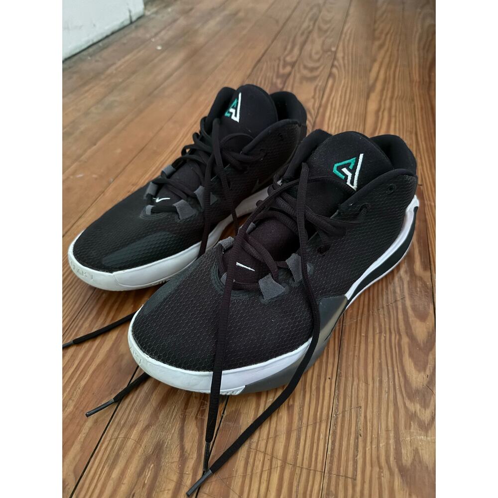 Nike Zoom Freak 1 Basketball Shoes BQ5422-001 Black/White Size 10 US